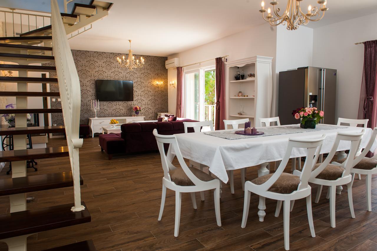 Luxury Villa Kate - In Lucice Bay With Turquoise Sea, Amazing Seaviews, And Heated Pool Милна Екстериор снимка