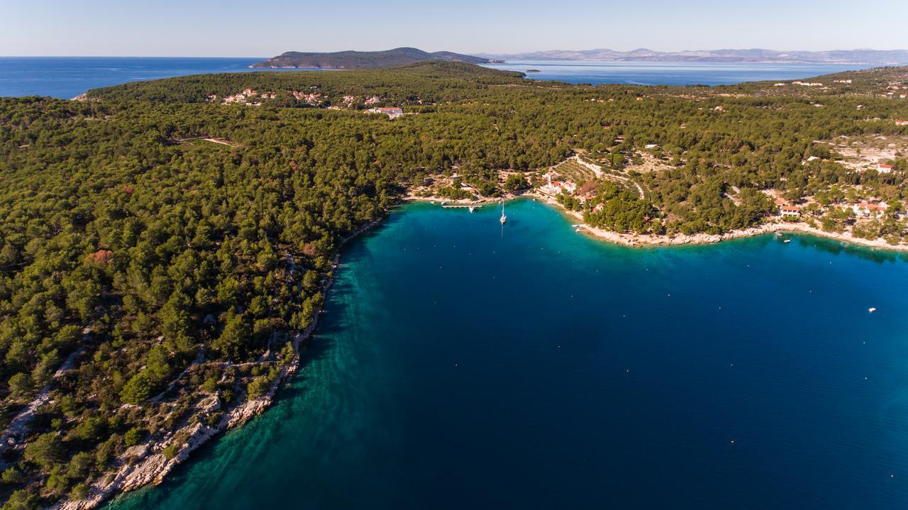 Luxury Villa Kate - In Lucice Bay With Turquoise Sea, Amazing Seaviews, And Heated Pool Милна Екстериор снимка
